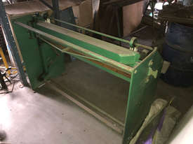 4' Sheet Metal Guillotine - picture2' - Click to enlarge