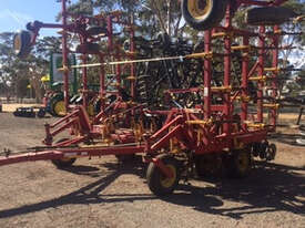 1998 Bourgault 8800 Air Drills - picture0' - Click to enlarge
