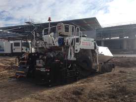Terex - CR452 - Paver - picture2' - Click to enlarge