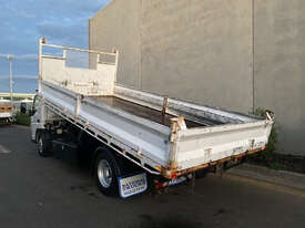 Mitsubishi Canter 918 Tipper Truck - picture2' - Click to enlarge