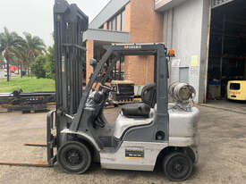 2.5 Tonne Nissan Forklift For Sale! - picture0' - Click to enlarge