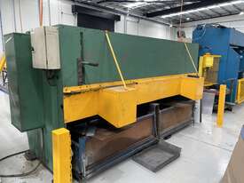 Hydraulic Guillotine EPIC - picture0' - Click to enlarge