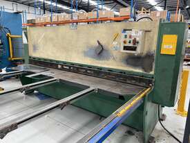 Hydraulic Guillotine EPIC - picture1' - Click to enlarge