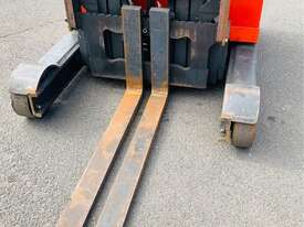 LINDE R16HD 1.6T Electric Reach FORKLIFT - 1600kg Capacity 8.2m Lift - picture1' - Click to enlarge