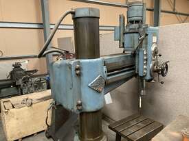 Used EMA RAdial Arm Drill Model RA800 - picture0' - Click to enlarge