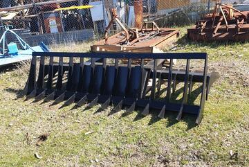 SCRUB RAKE - BRAND NEW!!! AUSTRALIAN MADE!!!