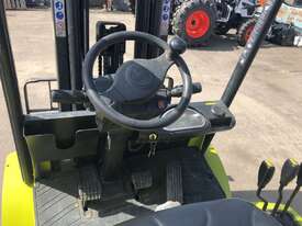Refurbished Container Access 3.0t LPG CLARK Forklift - Hire - picture2' - Click to enlarge