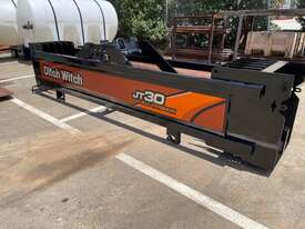 Drill Rod Box - Ditch Witch JT30 AT  - picture0' - Click to enlarge