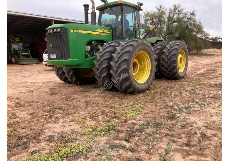 caption John Deere 9420 FWA/4WD Tractor