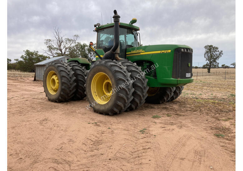 caption John Deere 9420 FWA/4WD Tractor