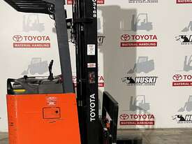 TOYOTA reach truck in good condition - picture0' - Click to enlarge