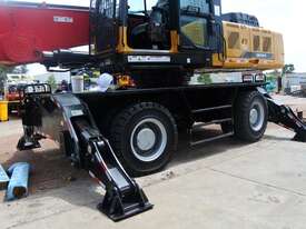 48t Material Handler. 2021 model. 3 year/6000hr warranty. 2021 model. - picture1' - Click to enlarge