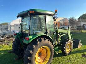 Tractor John Deere 5320 4x4 FEL 3366 hours 65HP - picture0' - Click to enlarge