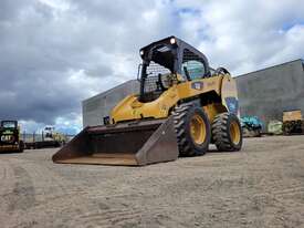 USED CAT 256C SKID STEER WITH LOW 1992 HOURS - picture1' - Click to enlarge