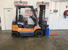 TOYOTA 7FB20 41621 4700MM 3 STAGE 4 WHEEL BATTERY ELECTRIC FORKLIFT. - picture0' - Click to enlarge