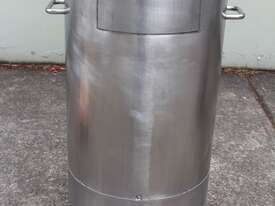 Stainless Steel Mobile Tank. - picture1' - Click to enlarge