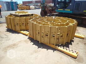 STEEL TRACKS TO SUIT CATERPILLAR D10R-T - picture0' - Click to enlarge