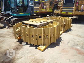 STEEL TRACKS TO SUIT CATERPILLAR D10R-T - picture1' - Click to enlarge