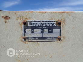 LABTECHNICS 818101 3 PHASE PULVERISER - picture1' - Click to enlarge