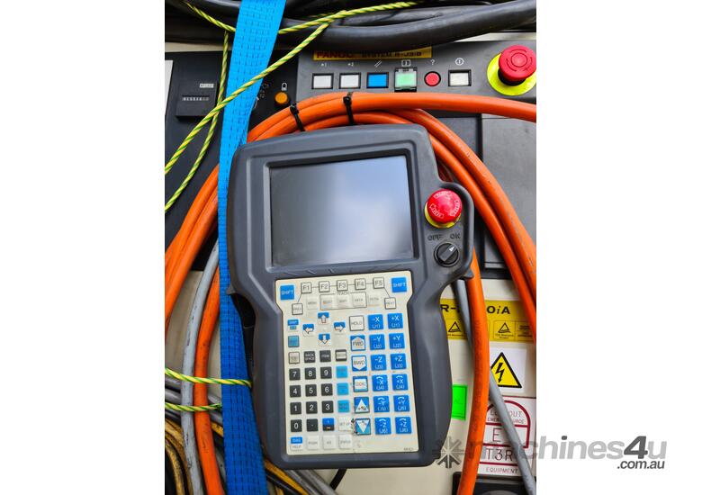 caption FANUC R-2000iA/165CF Robot - Low Hours, Excellent Condition
