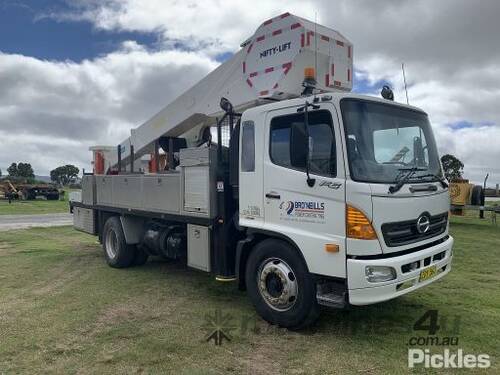 2003 Hino FG1J