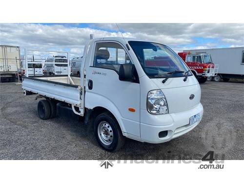 Kia K2900