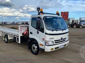 Hino 300 716 - picture0' - Click to enlarge