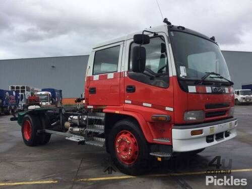 2002 Isuzu FTR800