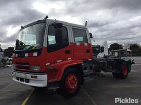 2002 Isuzu FTR800 - picture0' - Click to enlarge