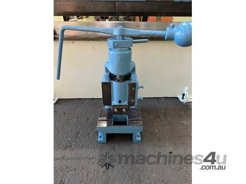 AP Lever 6ton Fly Press