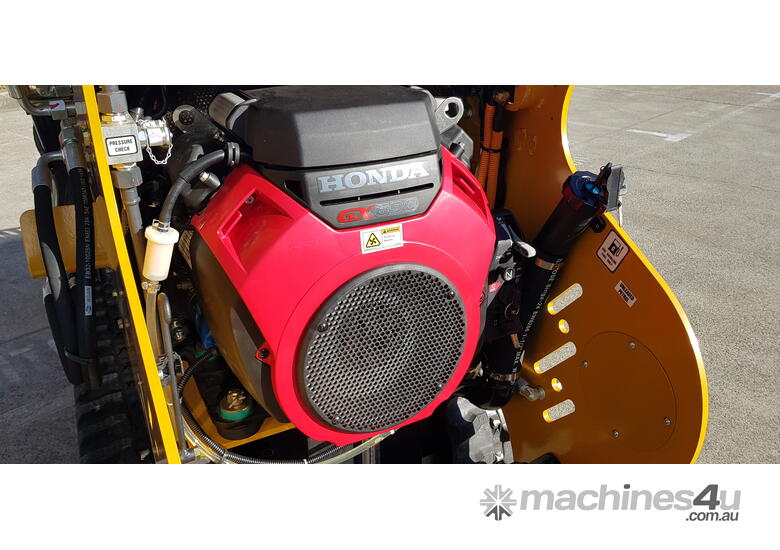  Commando AM230PT Tracked Mini Loader | 23HP Honda GX690 Engine | Includes 4-in-1 Bucket