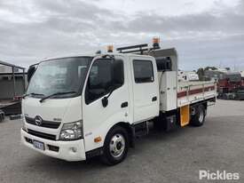 2016 Hino 300 816 - picture2' - Click to enlarge