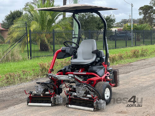 Toro 3320 Triflex Hybrid  Golf Greens mower Lawn Equipment