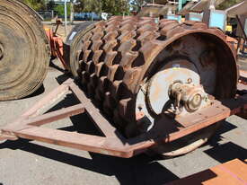 COMPACTION ROLLER - picture0' - Click to enlarge