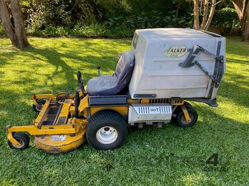 Used Walker Walker Ride On Mower Zero Turn Mowers In Listed On