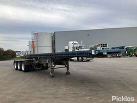 2007 Barker Heavy Duty Tri Axle Tri Axle Roll Back A Trailer - picture0' - Click to enlarge