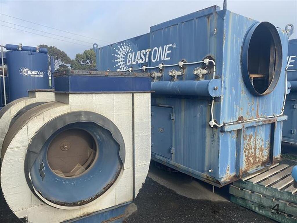 Used sandblaster Protoblast Company Sandblaster Sand Blast Equipment in