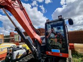 8T Excavator - Kubota KX080-3S with Tilt Hitch - picture0' - Click to enlarge