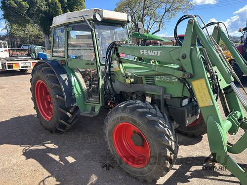 Fendt 275 S Tactor with Loader