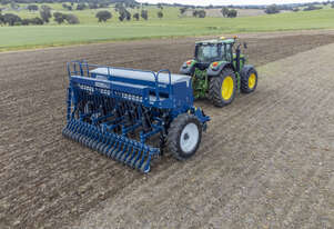 Agrowdrill AD730 | 18 row x 225mm (4.05m ) | Spring Tyne