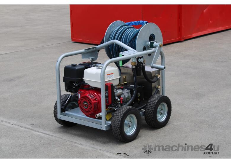 caption ThoroughClean P13R-40CE Petrol Portable Pressure Washer - Australian Made!