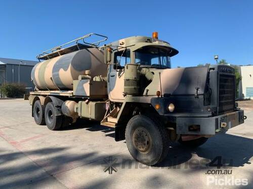 1985 Mack RM6866 RS Water Tanker