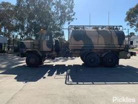 1985 Mack RM6866 RS Water Tanker - picture2' - Click to enlarge