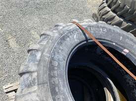 QTY2 MITAS TYRES - 500/60-22.5  - picture2' - Click to enlarge