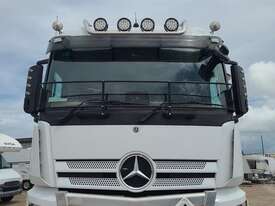 Mercedes-Benz Actros - picture0' - Click to enlarge