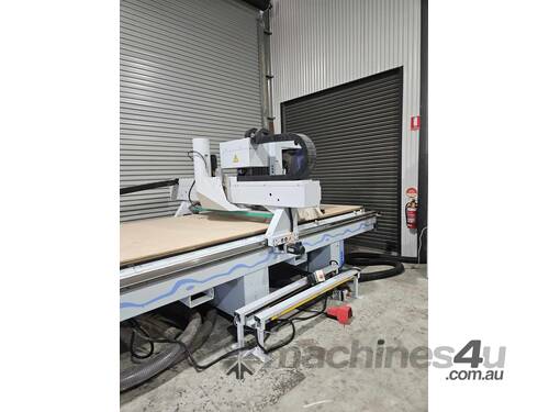 2010 HOMAG Vantage 25L CNC Flatbed Routing Machine 3600 x 1800 - No Feed Table