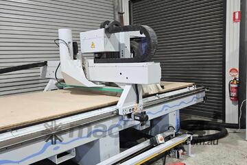 2010 HOMAG Vantage 25L CNC Flatbed Routing Machine 3600 x 1800 - No Feed Table