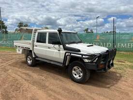 2014 TOYOTA LANDCRUISER GXL UTE - picture0' - Click to enlarge