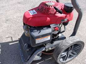 Honda Powered BE Pressure Washer - picture1' - Click to enlarge