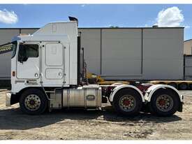 2006 KENWORTH K104 PRIME MOVER - picture1' - Click to enlarge